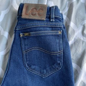 vintage high-waisted lee jeans!